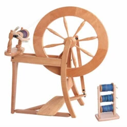 Ashford Traditional Spinning Wheel - Double Drive