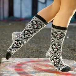 Wild Mittens And Unruly Socks 3 11 Wild Mittens And Unruly Socks 3 -Sewing Supplies Store B9781646011629f 91547.1659980375