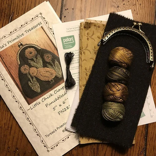 Punch Needle Kit - Little Chick Clasp Purse 4 Punch Needle Kit - Little Chick Clasp Purse - Image 2